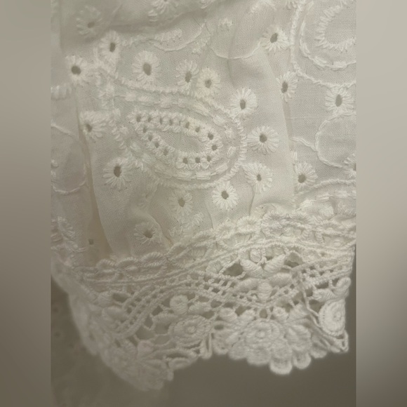 Adored Vintage Lace Blouse - Picture 3 of 6